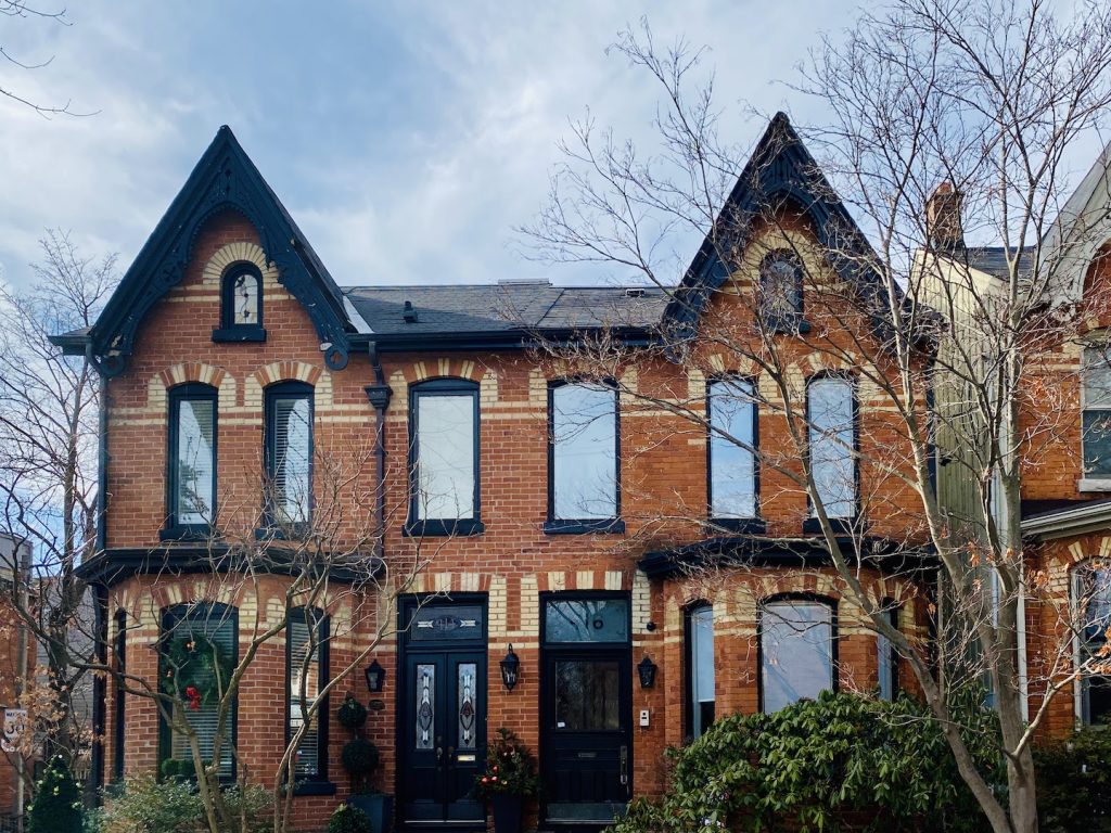 Toronto’s Best and Worst Neighbourhoods to Live In - Tips