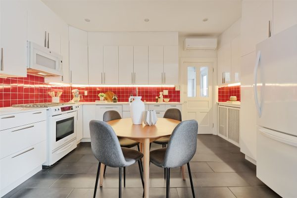 13-Kitchen-2