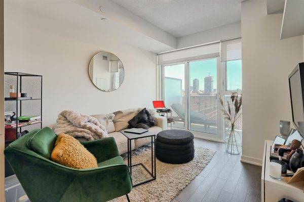 15-LivingRoom-1