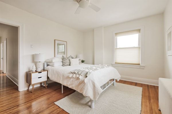 20-BedroomPrimary-2