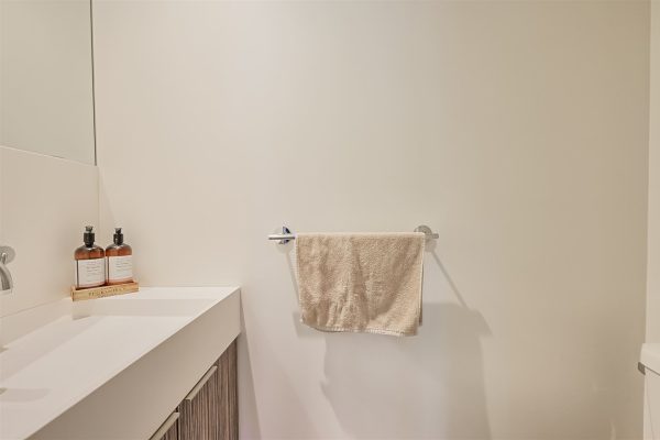 26-PowderRoom-1