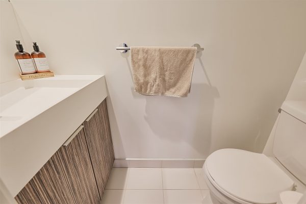 27-PowderRoom-2