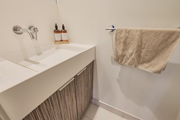 28-PowderRoom-3