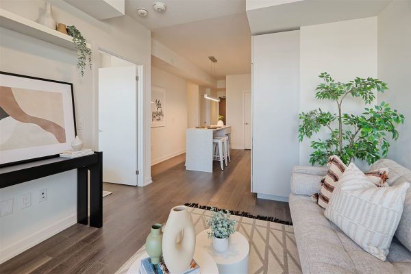 18-LivingRoom-4