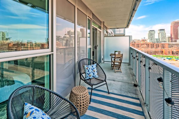 27-Balcony-2