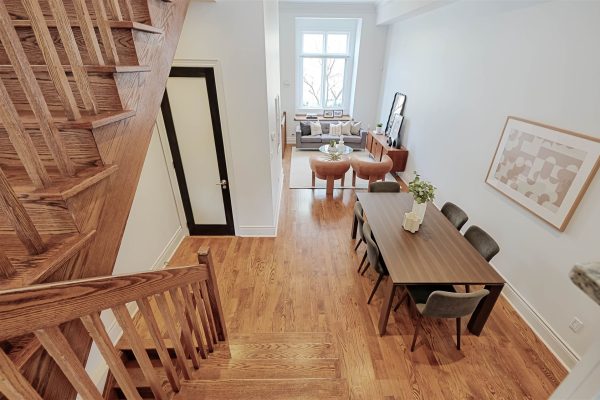Castillo Pardo 5 Mitchell Ave Toronto, ON - Townhouse Dining Room