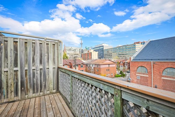 Castillo Pardo 5 Mitchell Ave Toronto, ON - Townhouse Primary Balcony